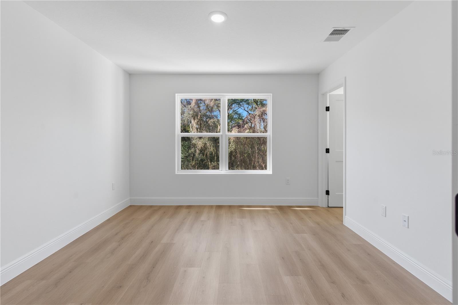 Image 13 of 25 For 727 Clemson Drive