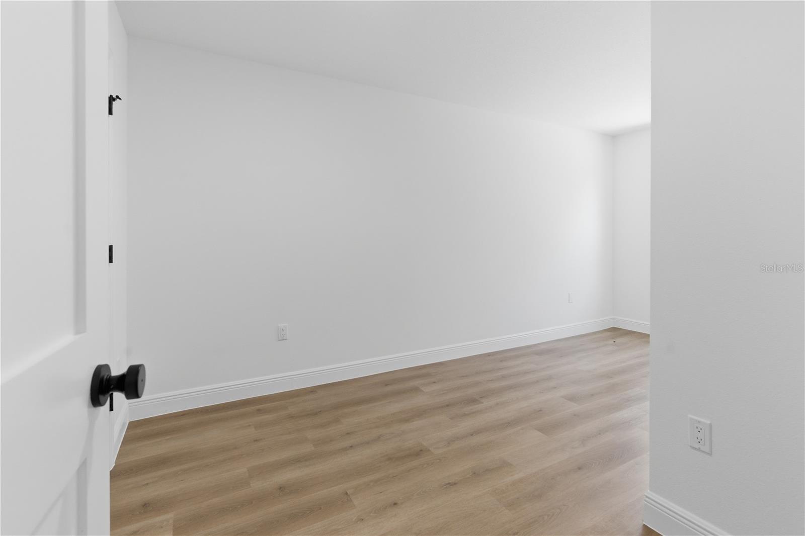 Image 17 of 25 For 727 Clemson Drive