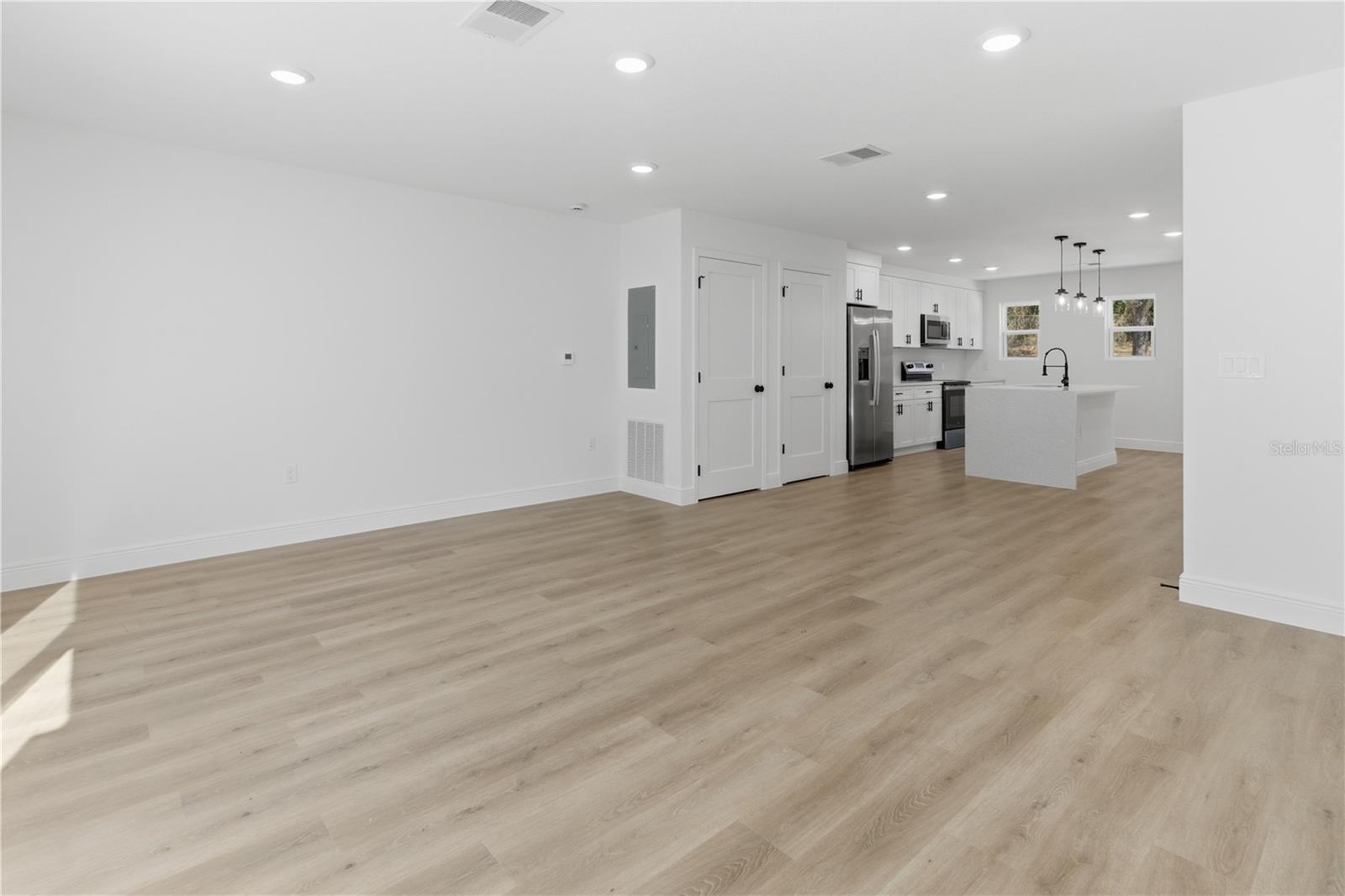 Image 9 of 25 For 727 Clemson Drive