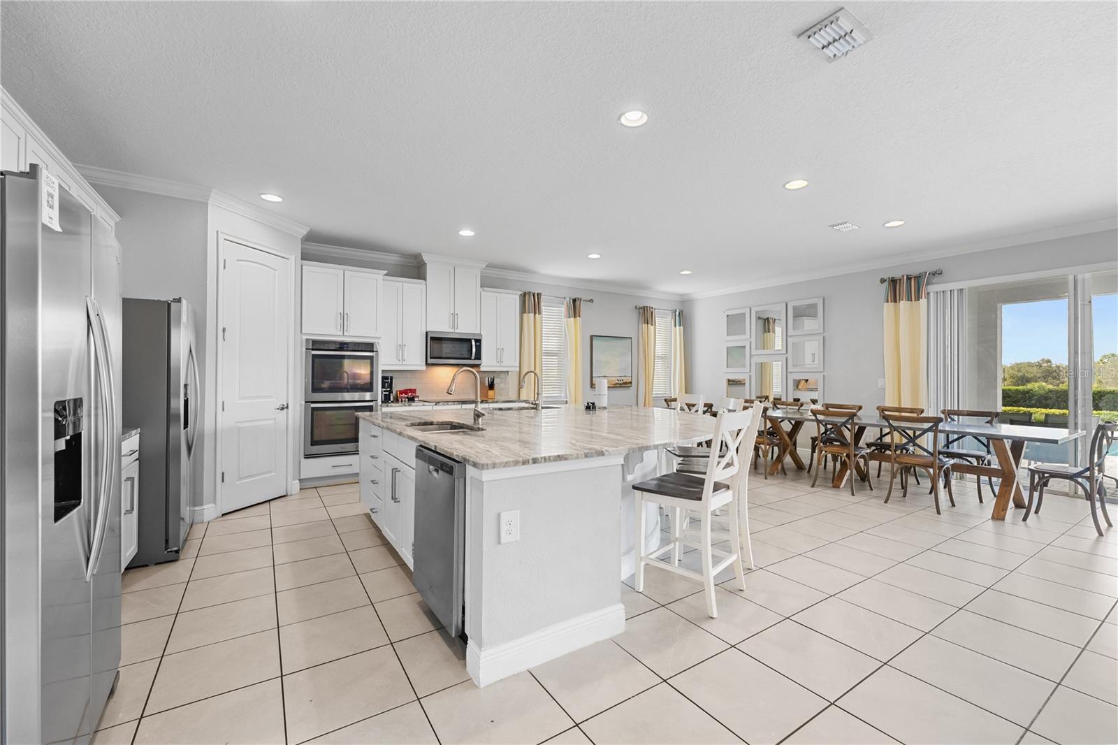 Image 12 of 91 For 7664 Fairfax Drive