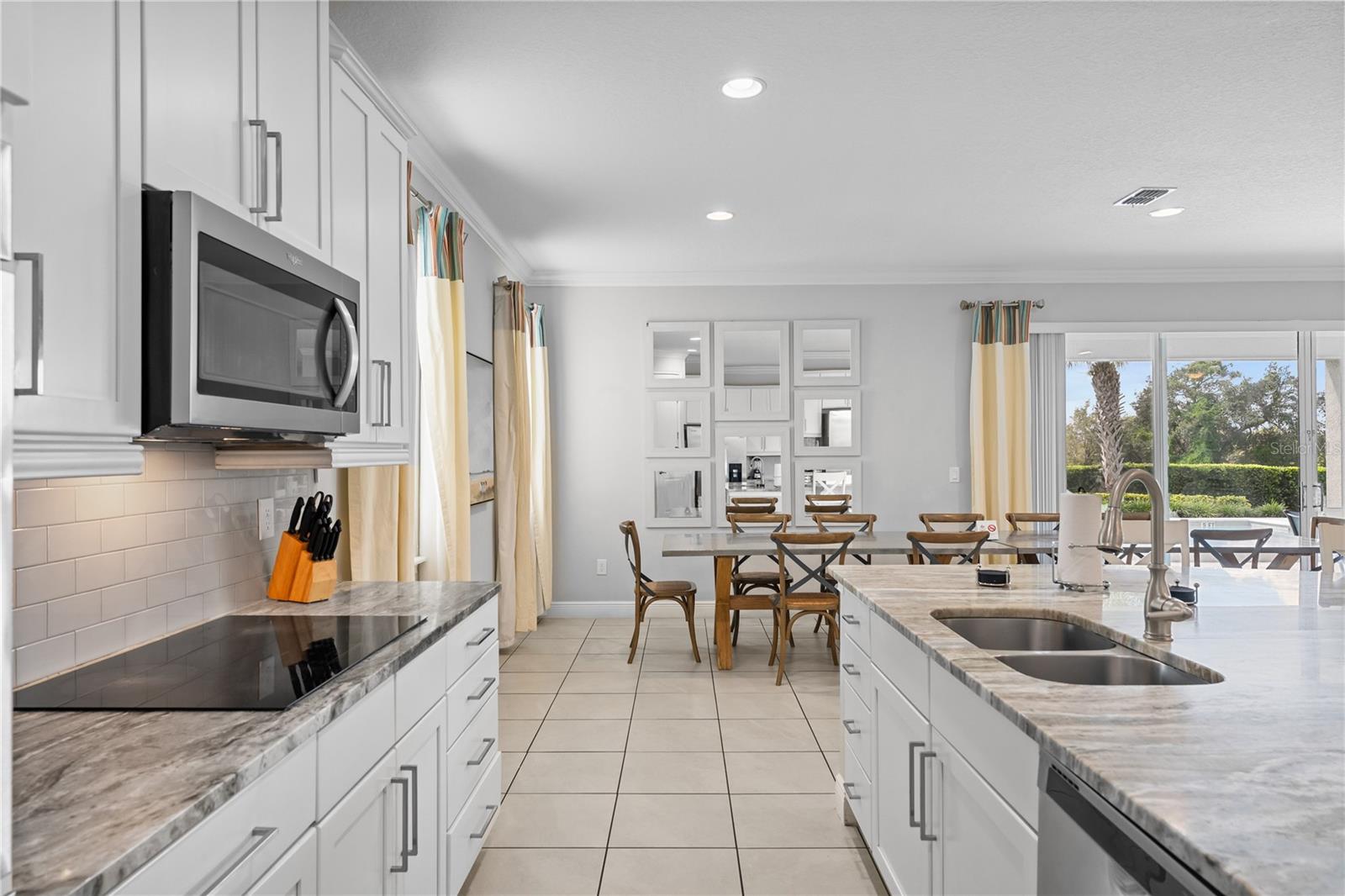 Image 22 of 91 For 7664 Fairfax Drive