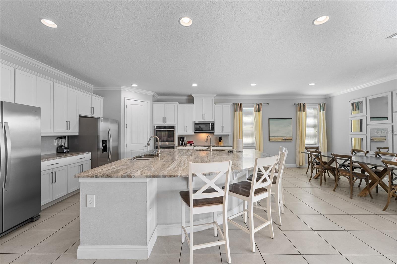 Image 25 of 91 For 7664 Fairfax Drive