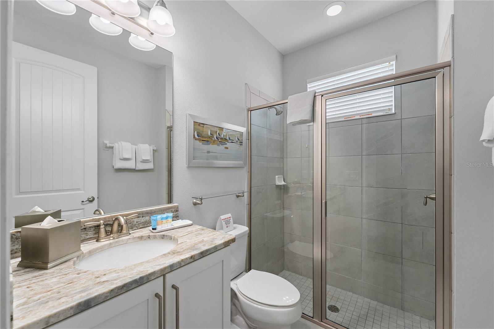 Image 34 of 91 For 7664 Fairfax Drive