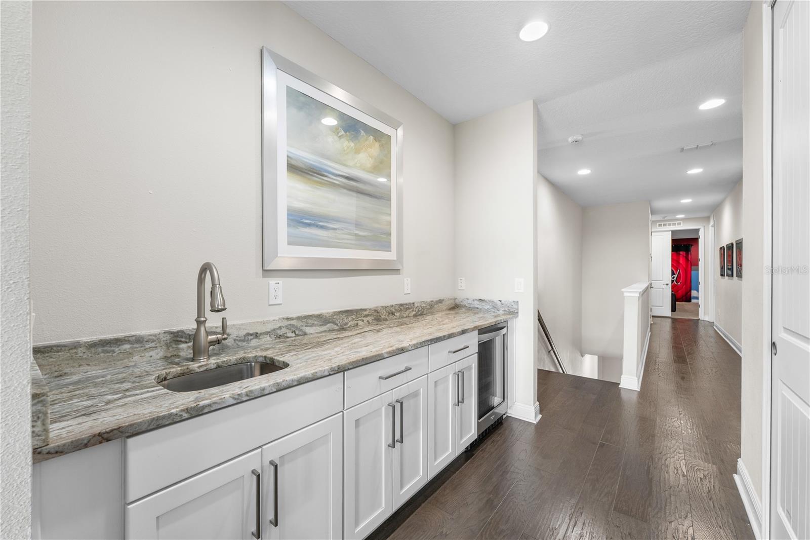 Image 48 of 91 For 7664 Fairfax Drive