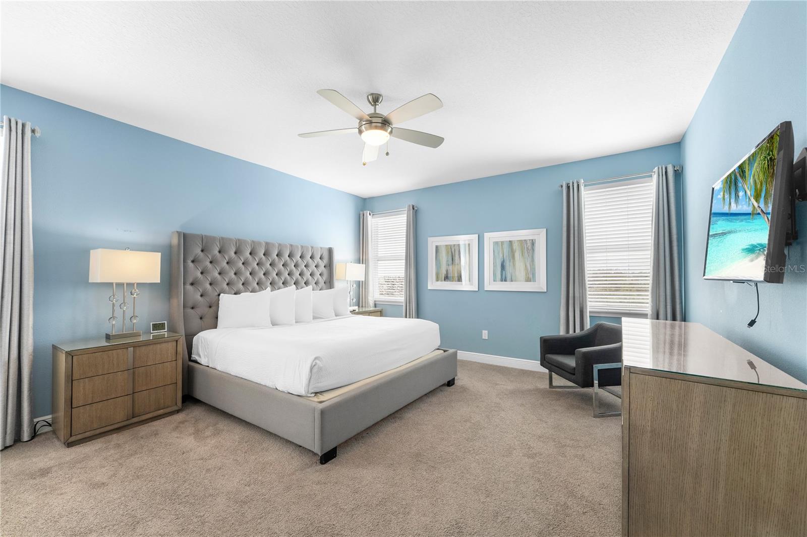 Image 52 of 91 For 7664 Fairfax Drive