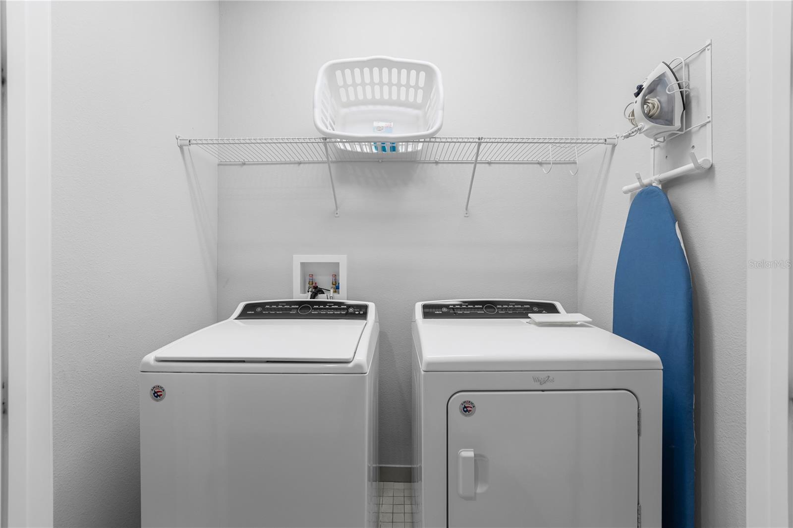 Image 71 of 91 For 7664 Fairfax Drive