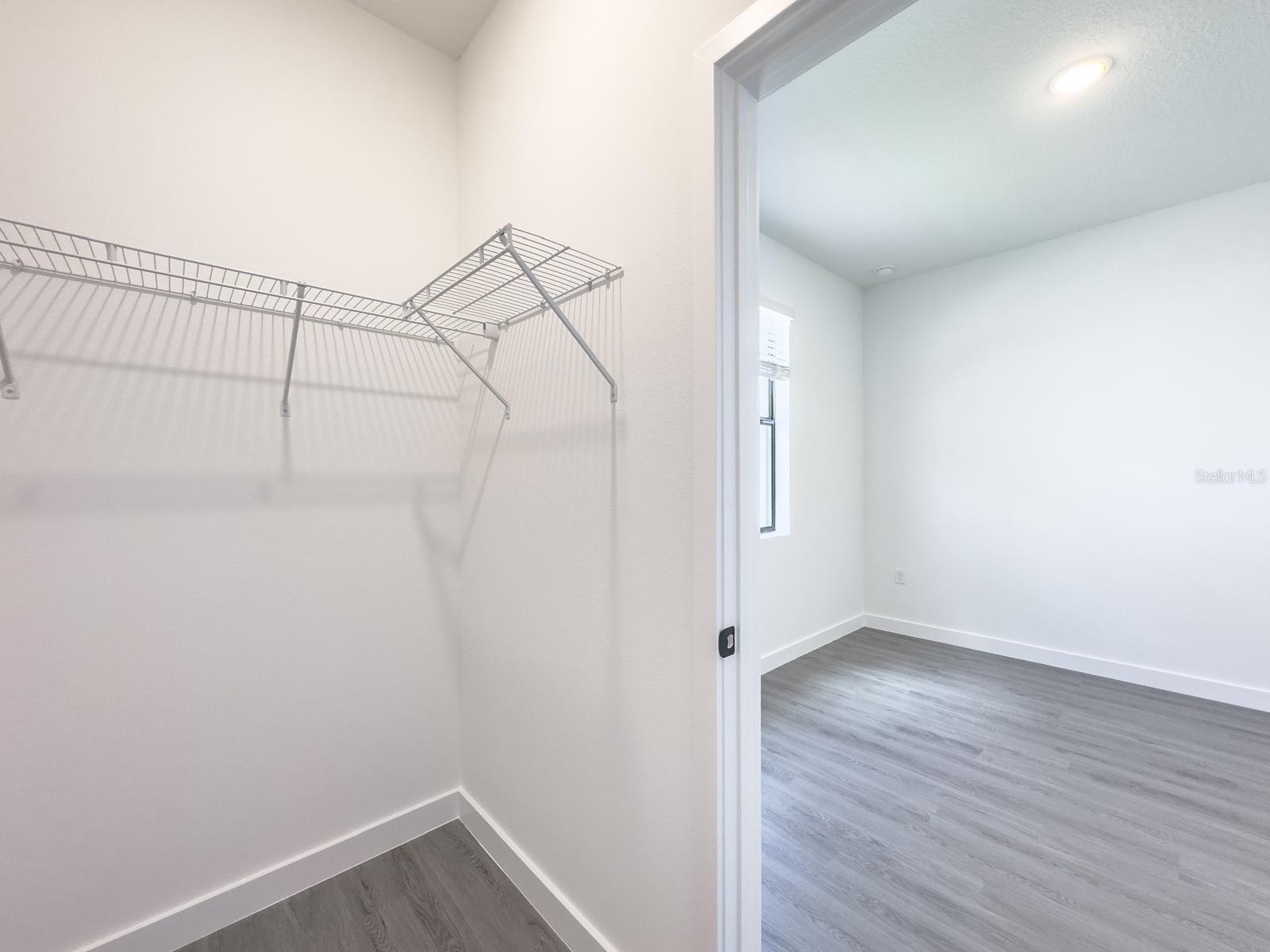 Image 14 of 37 For 3229 Energy Drive