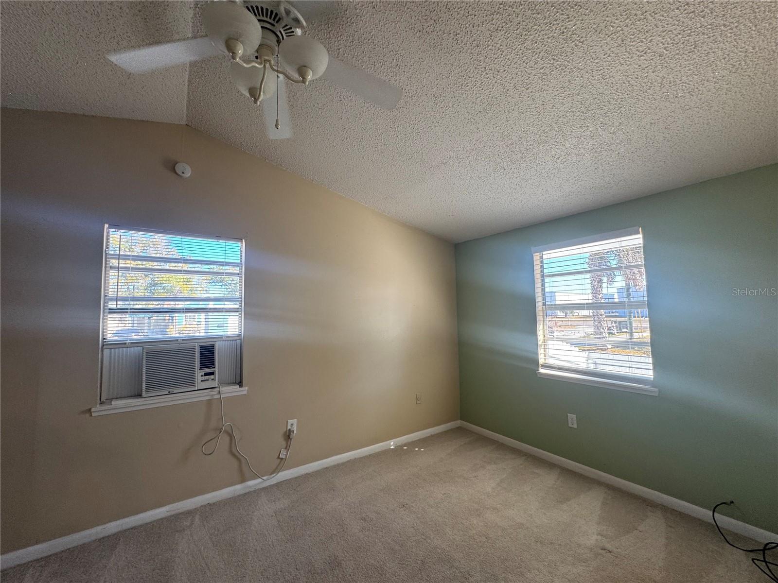 Image 13 of 20 For 3104 Jefferson Street A