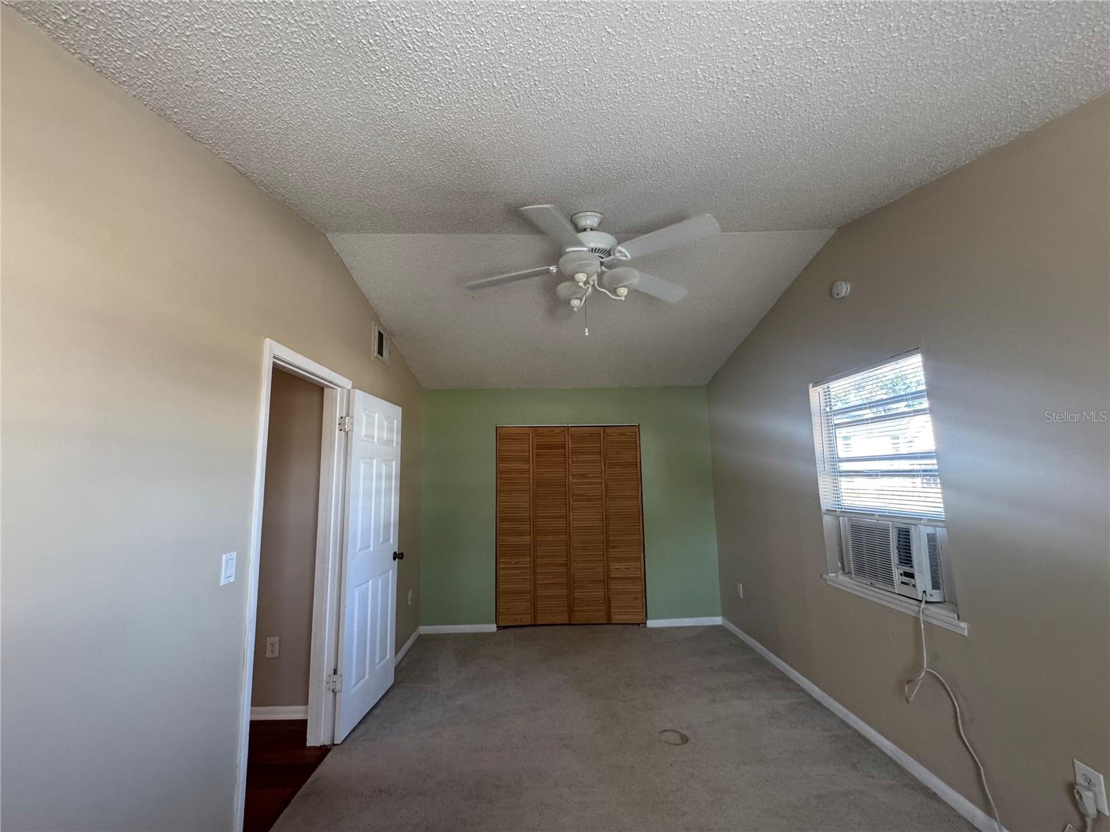 Image 15 of 20 For 3104 Jefferson Street A