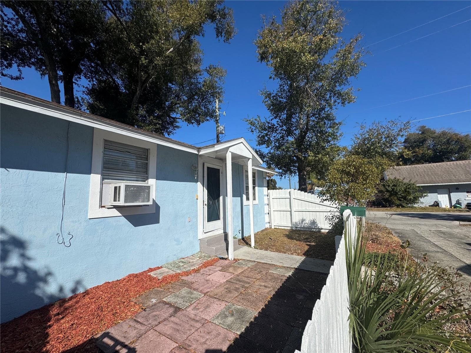 Image 3 of 20 For 3104 Jefferson Street A