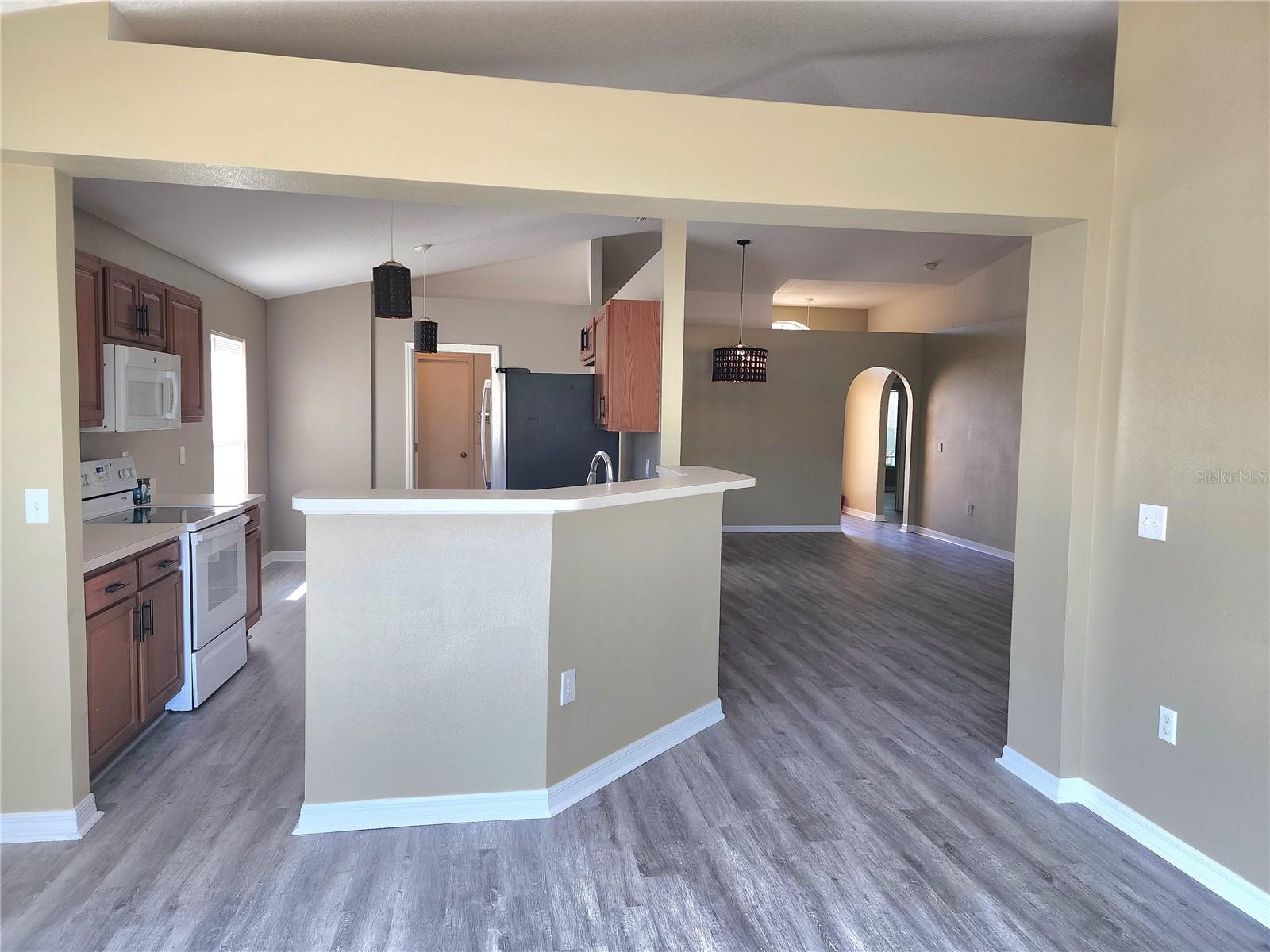 Image 4 of 23 For 4017 Longworth Loop