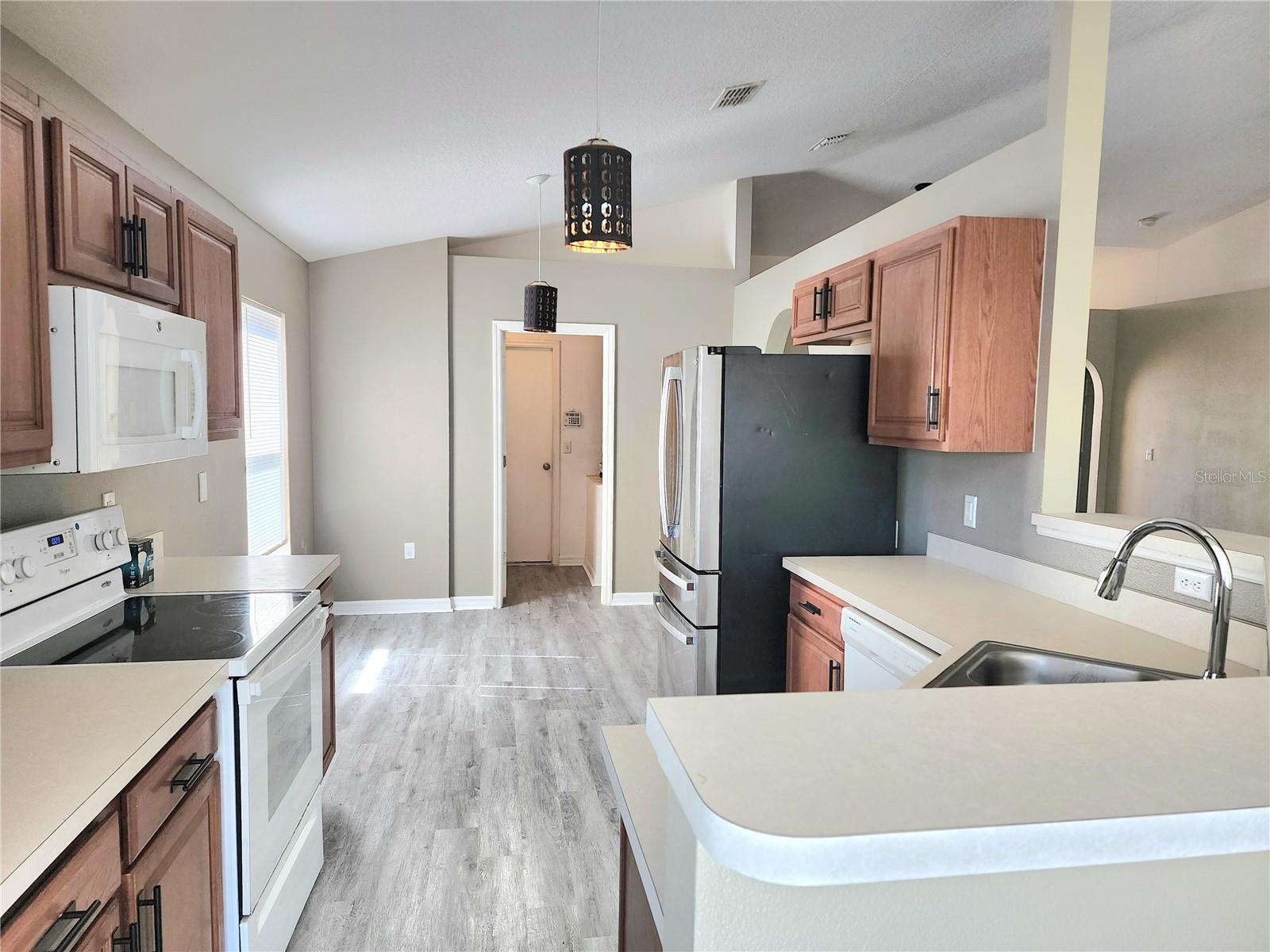 Image 5 of 23 For 4017 Longworth Loop