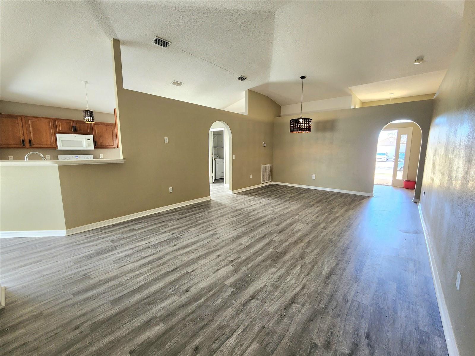 Image 8 of 23 For 4017 Longworth Loop