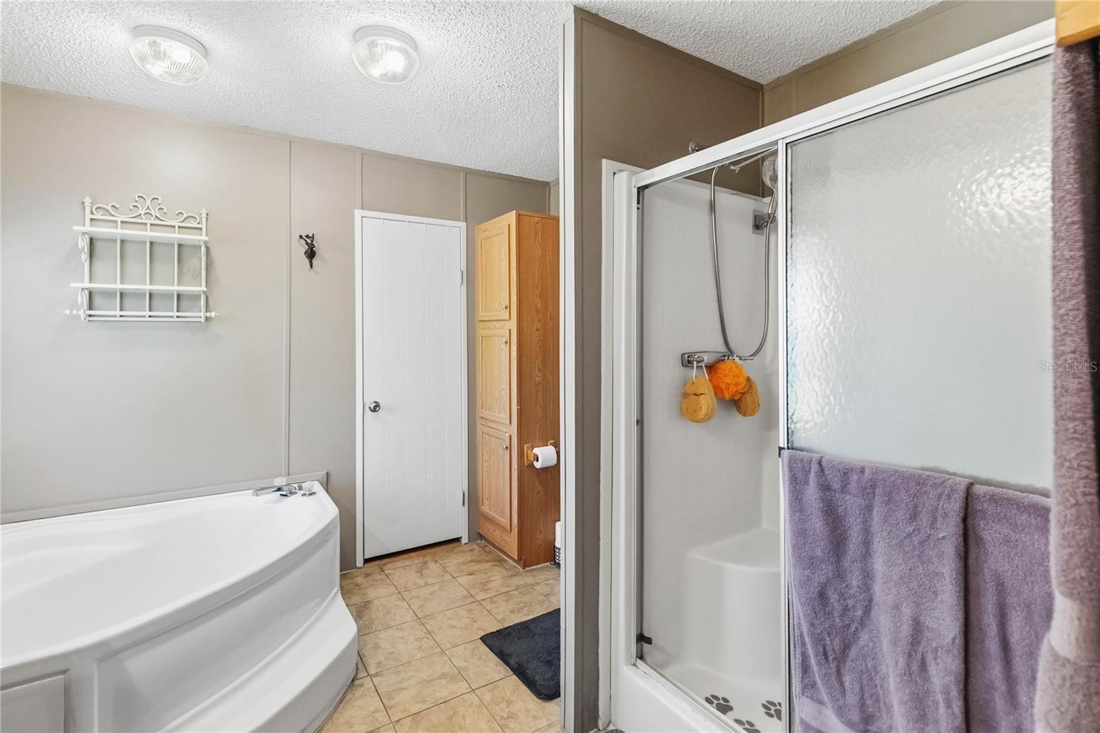 Image 20 of 35 For 37806 Brookside Drive