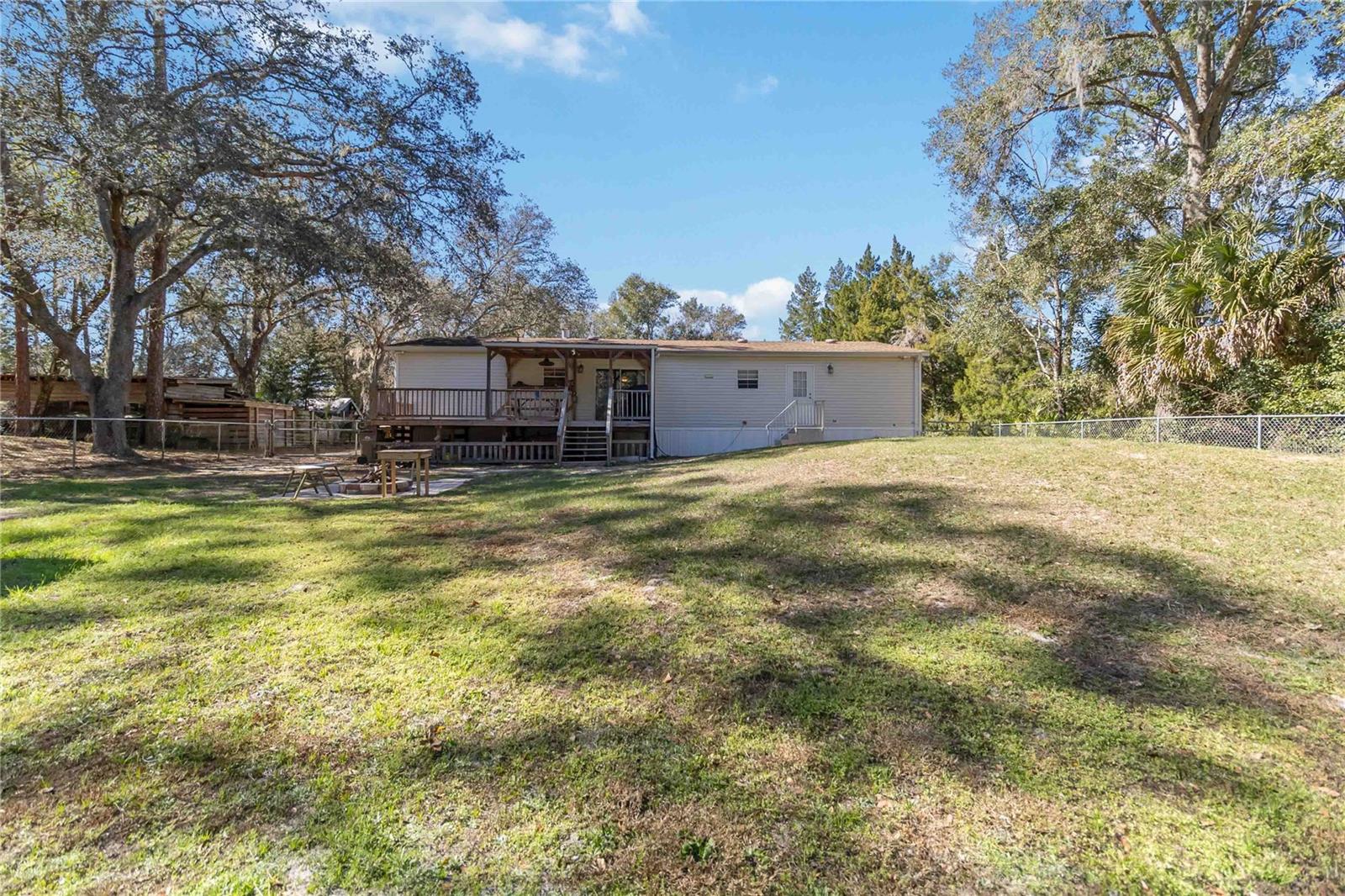 Image 28 of 35 For 37806 Brookside Drive