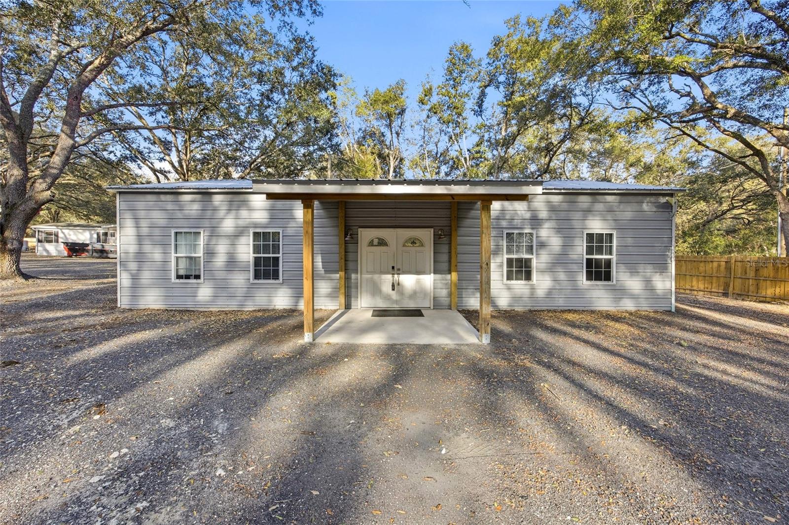 Details for 17220 130th Avenue, WEIRSDALE, FL 32195