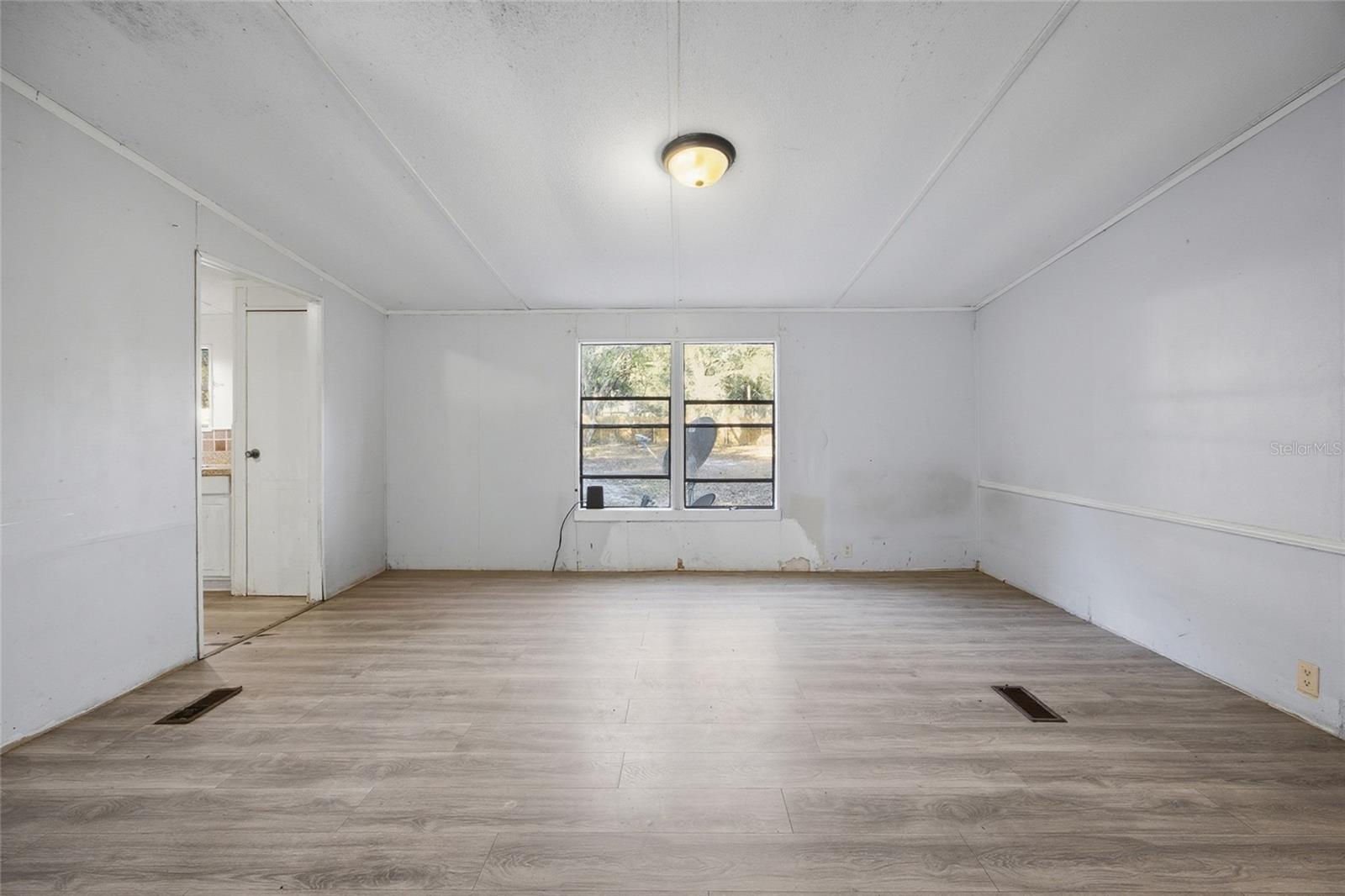 Image 22 of 48 For 17220 130th Avenue