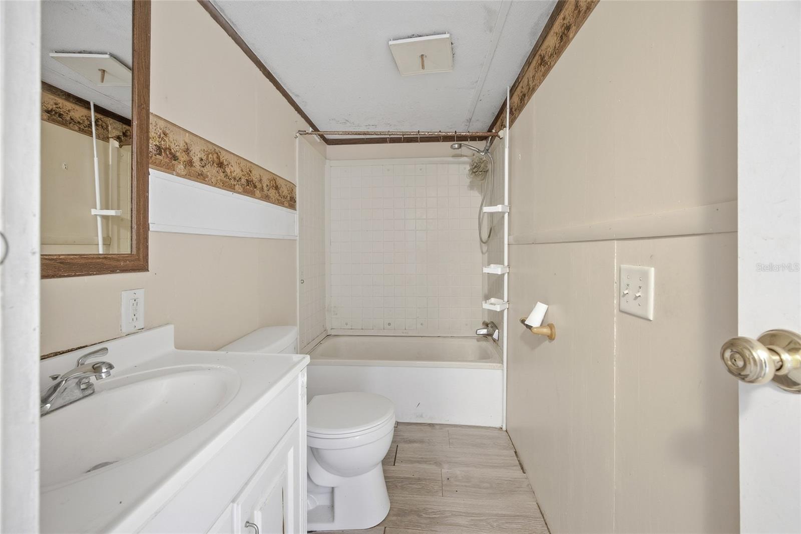 Image 32 of 48 For 17220 130th Avenue