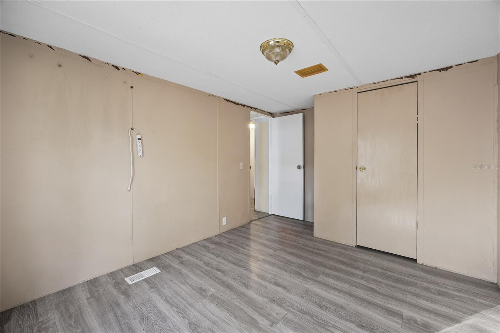 Image 34 of 48 For 17220 130th Avenue