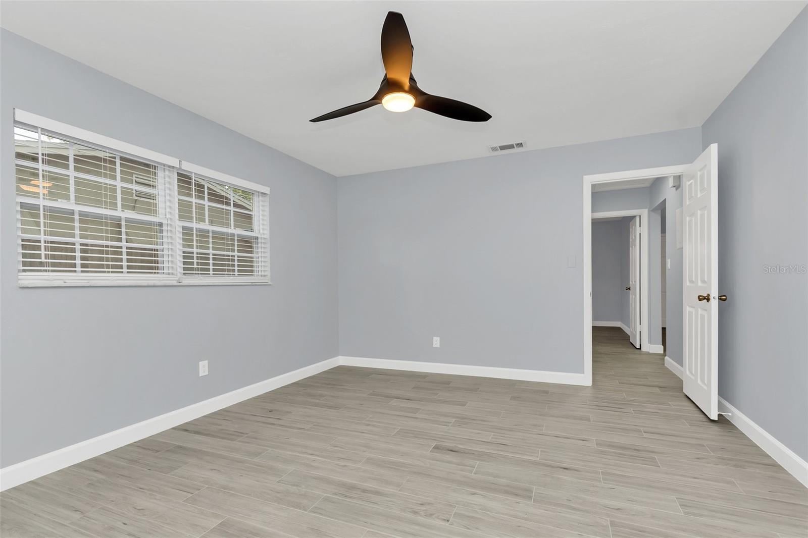 Image 18 of 27 For 1256 Michigan Avenue