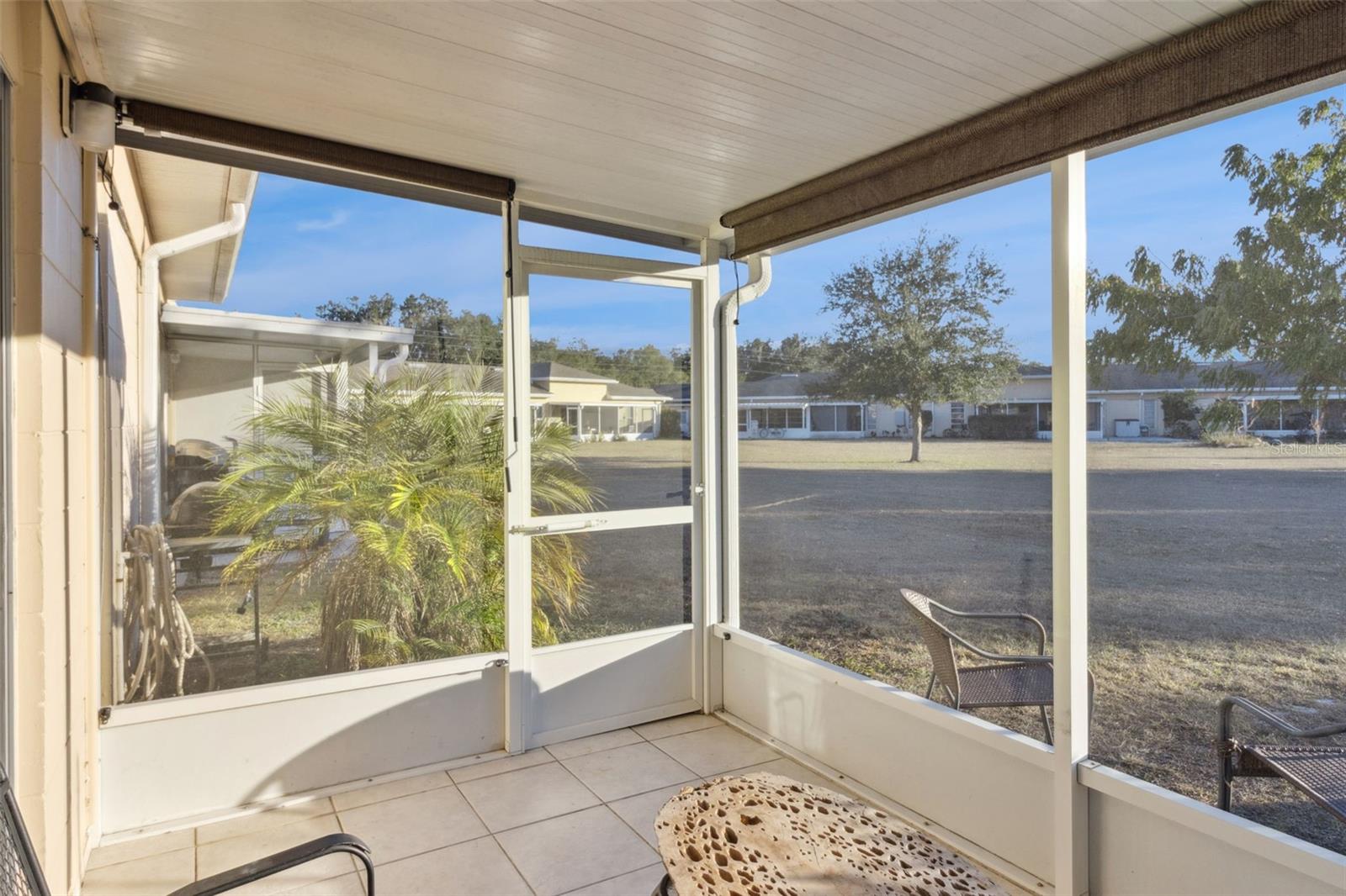 Image 2 of 19 For 3037 Club Cir