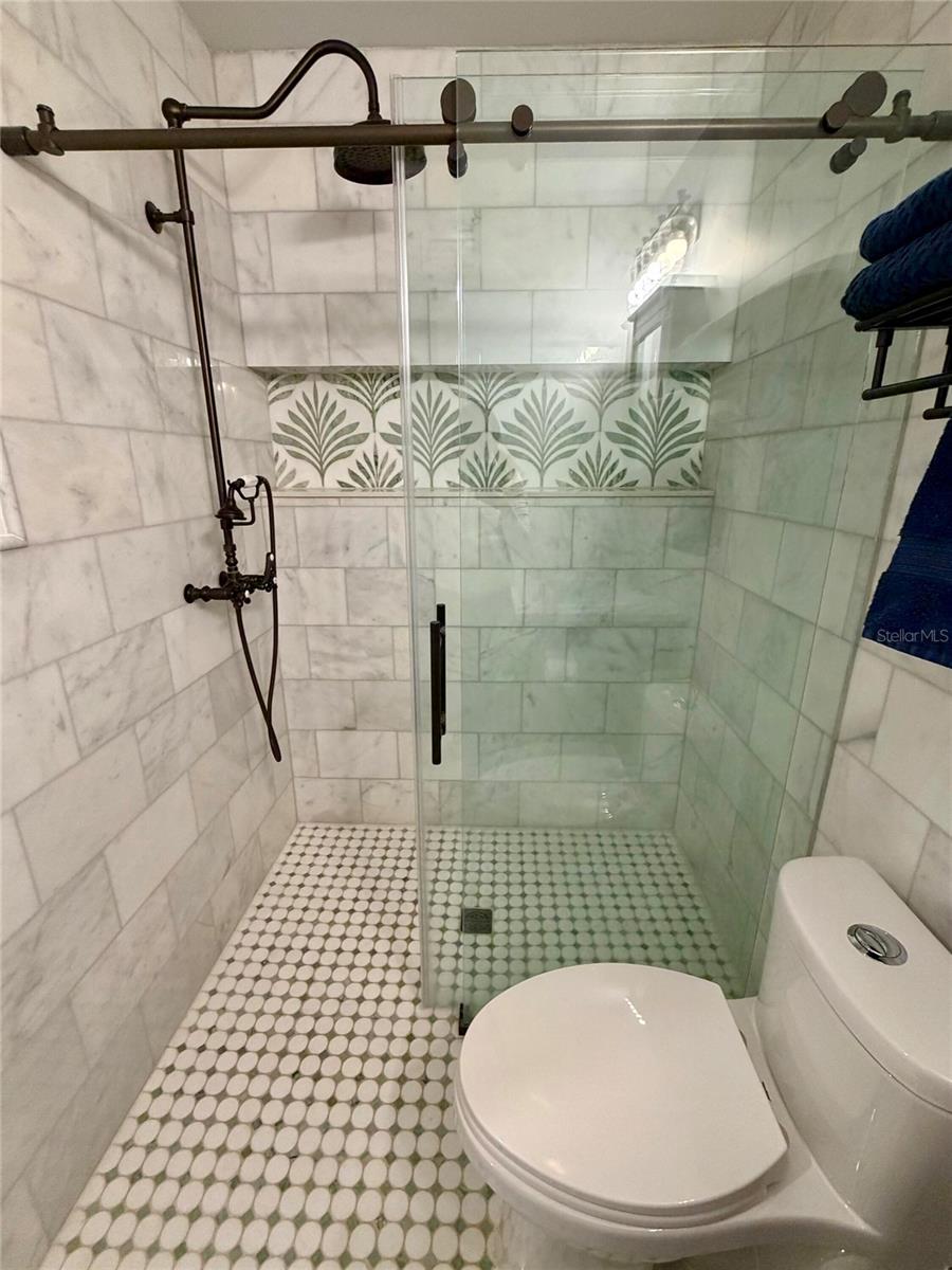 Image 14 of 36 For 6525 Engram Road