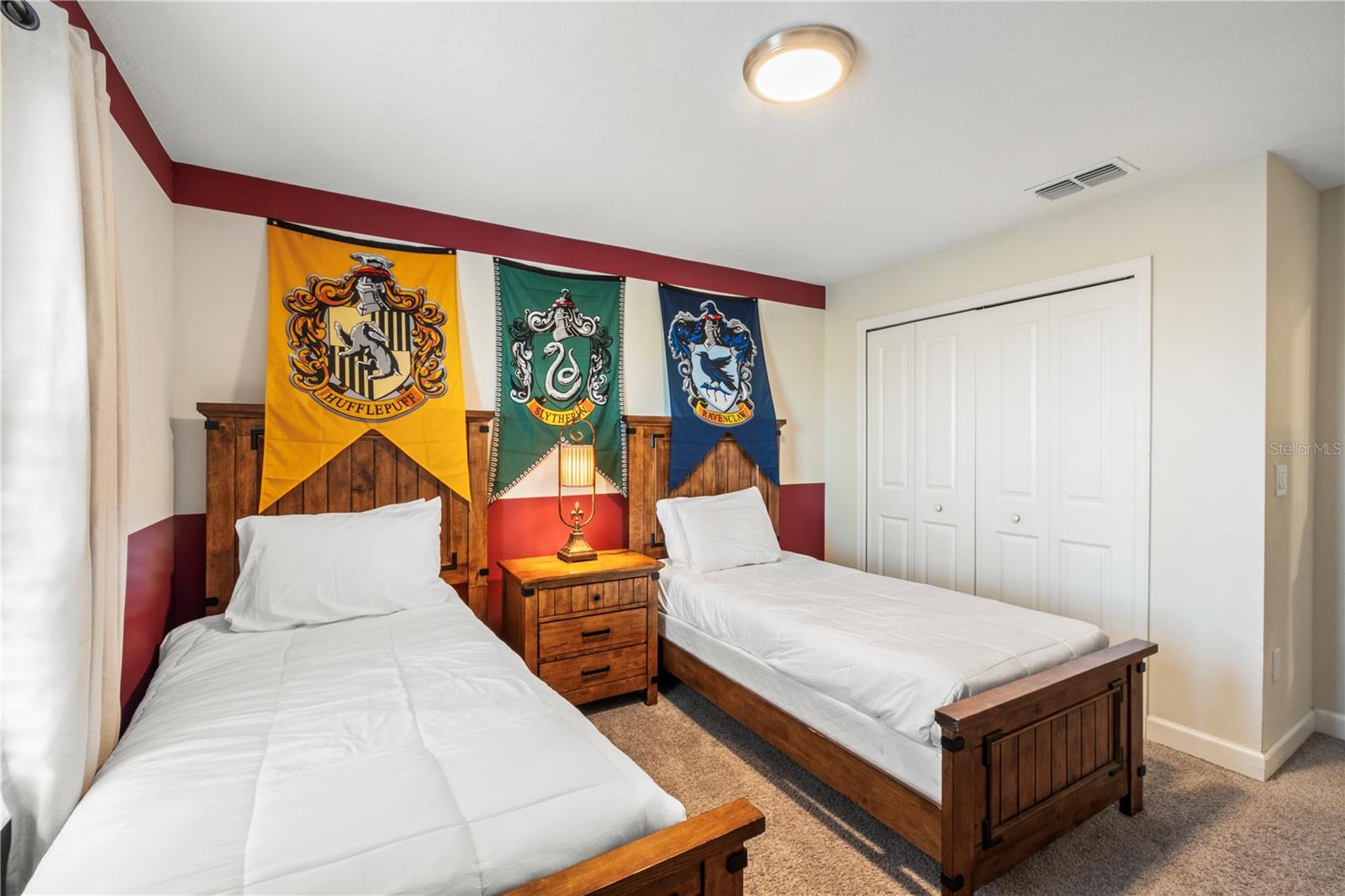 Image 16 of 31 For 4960 Windermere Avenue