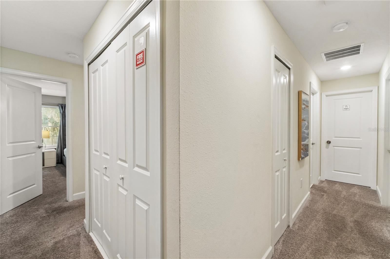 Image 22 of 31 For 4960 Windermere Avenue