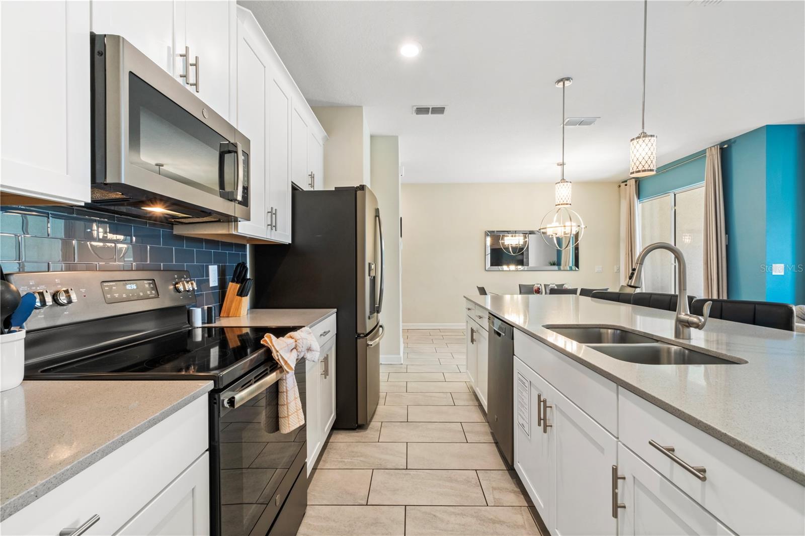 Image 6 of 31 For 4960 Windermere Avenue