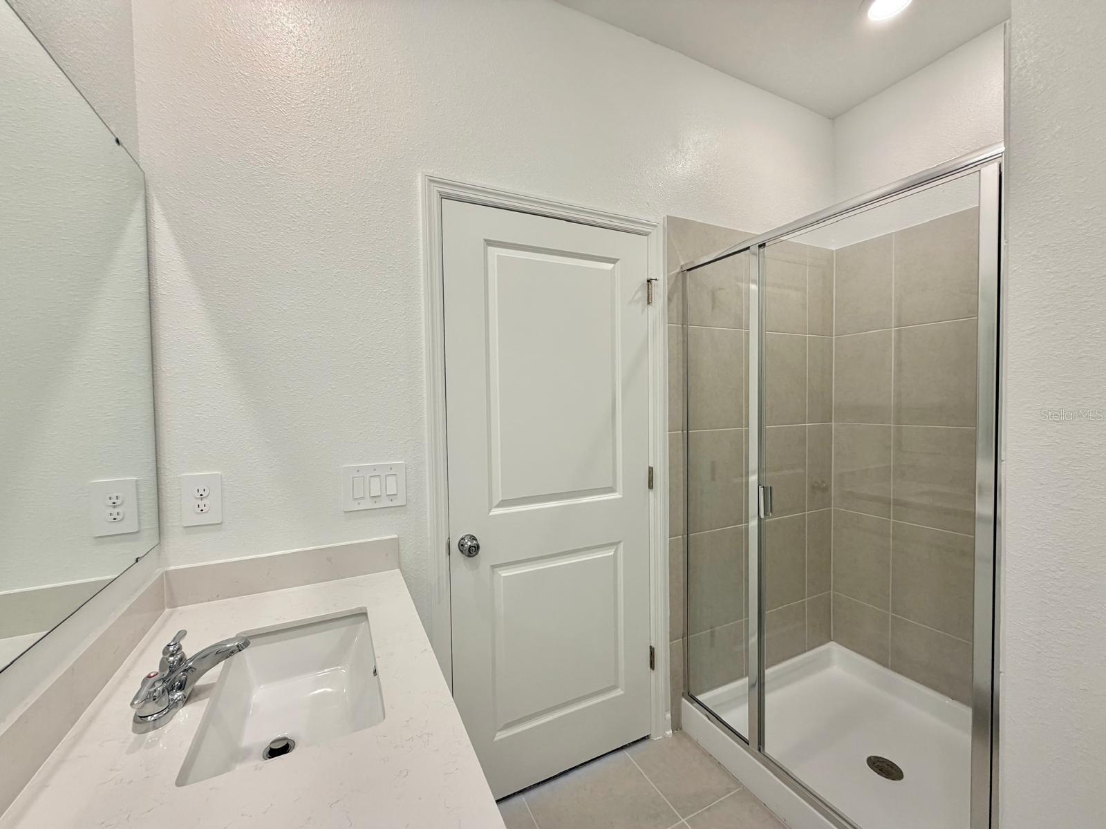 Image 24 of 29 For 2344 Rider Rain Lane