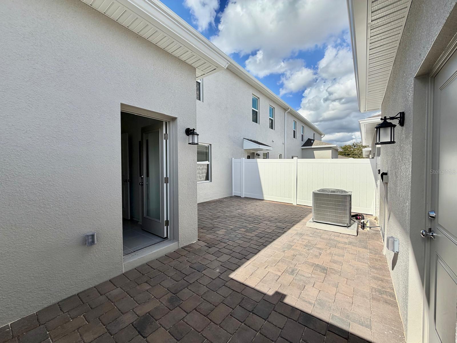 Image 28 of 29 For 2344 Rider Rain Lane