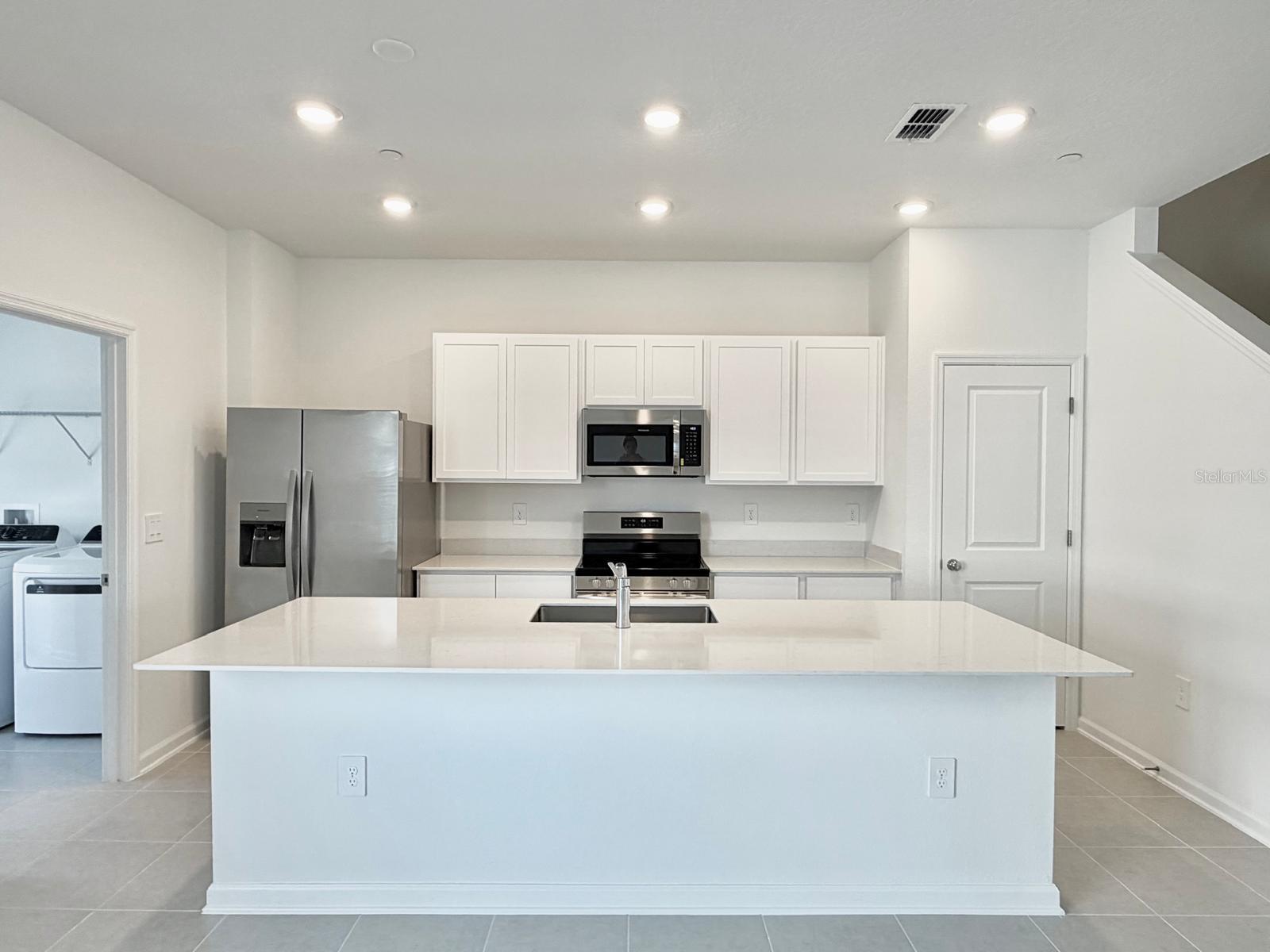 Image 8 of 29 For 2344 Rider Rain Lane