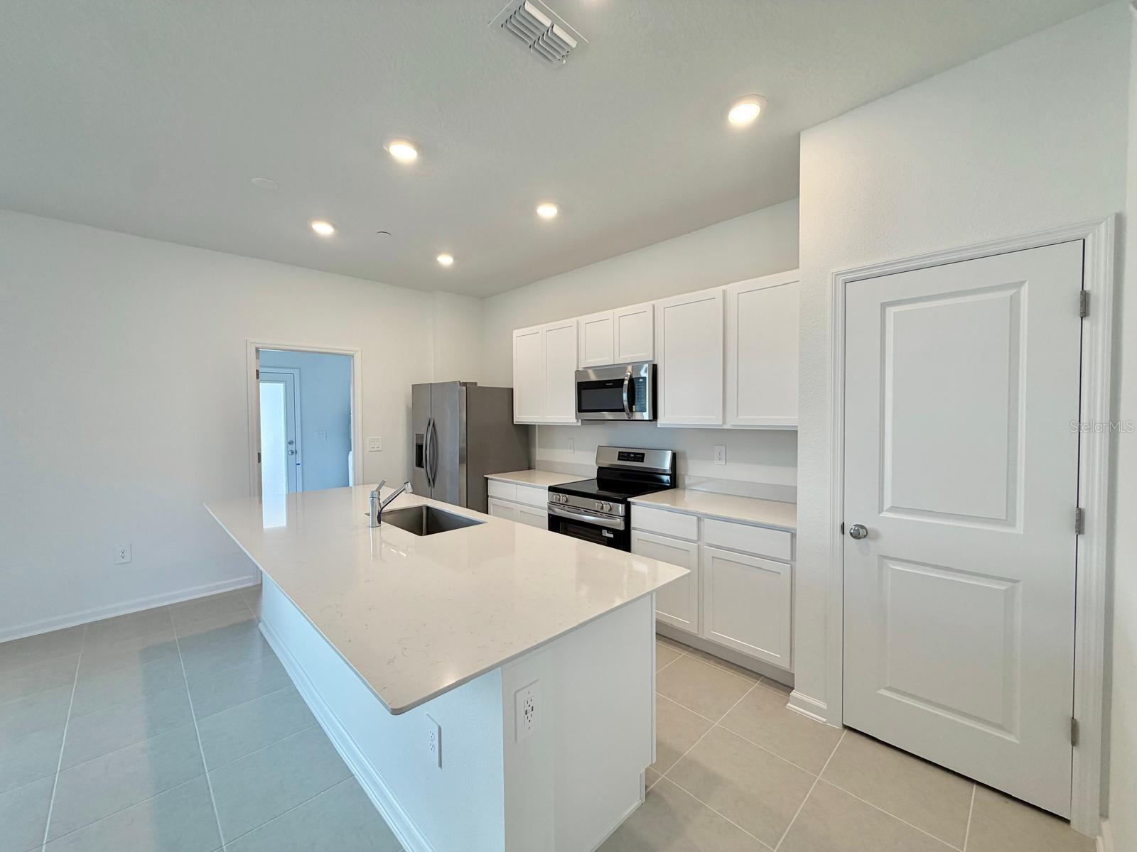 Image 9 of 29 For 2344 Rider Rain Lane