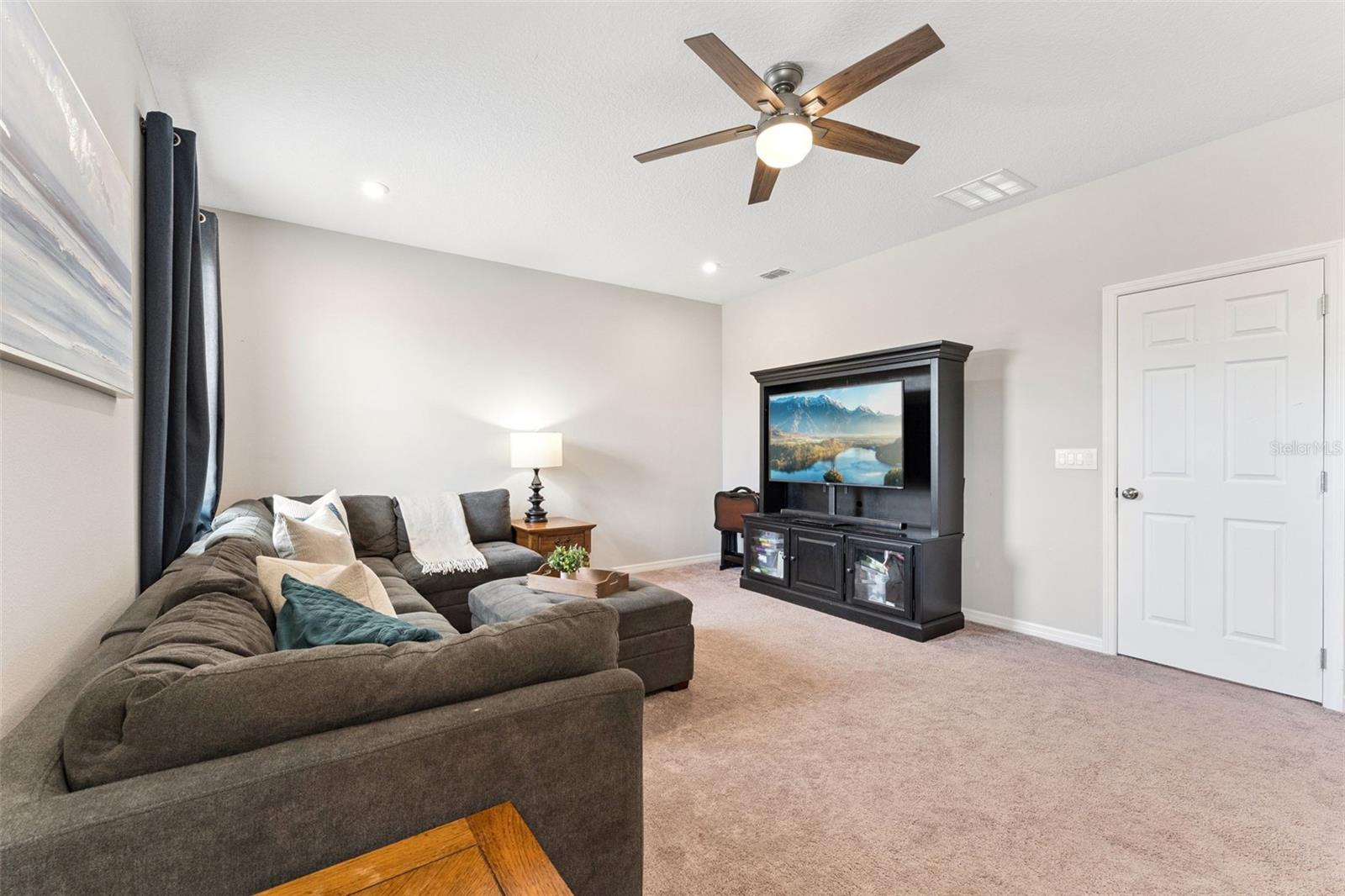 Image 19 of 43 For 1183 Wildmeadow Run