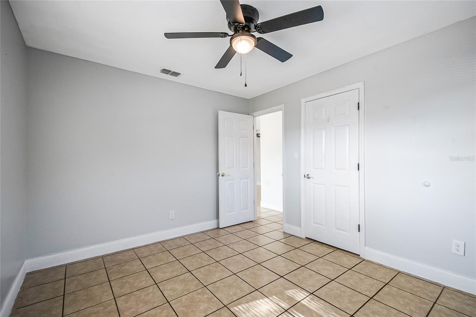 Image 19 of 26 For 21 Celeste Street