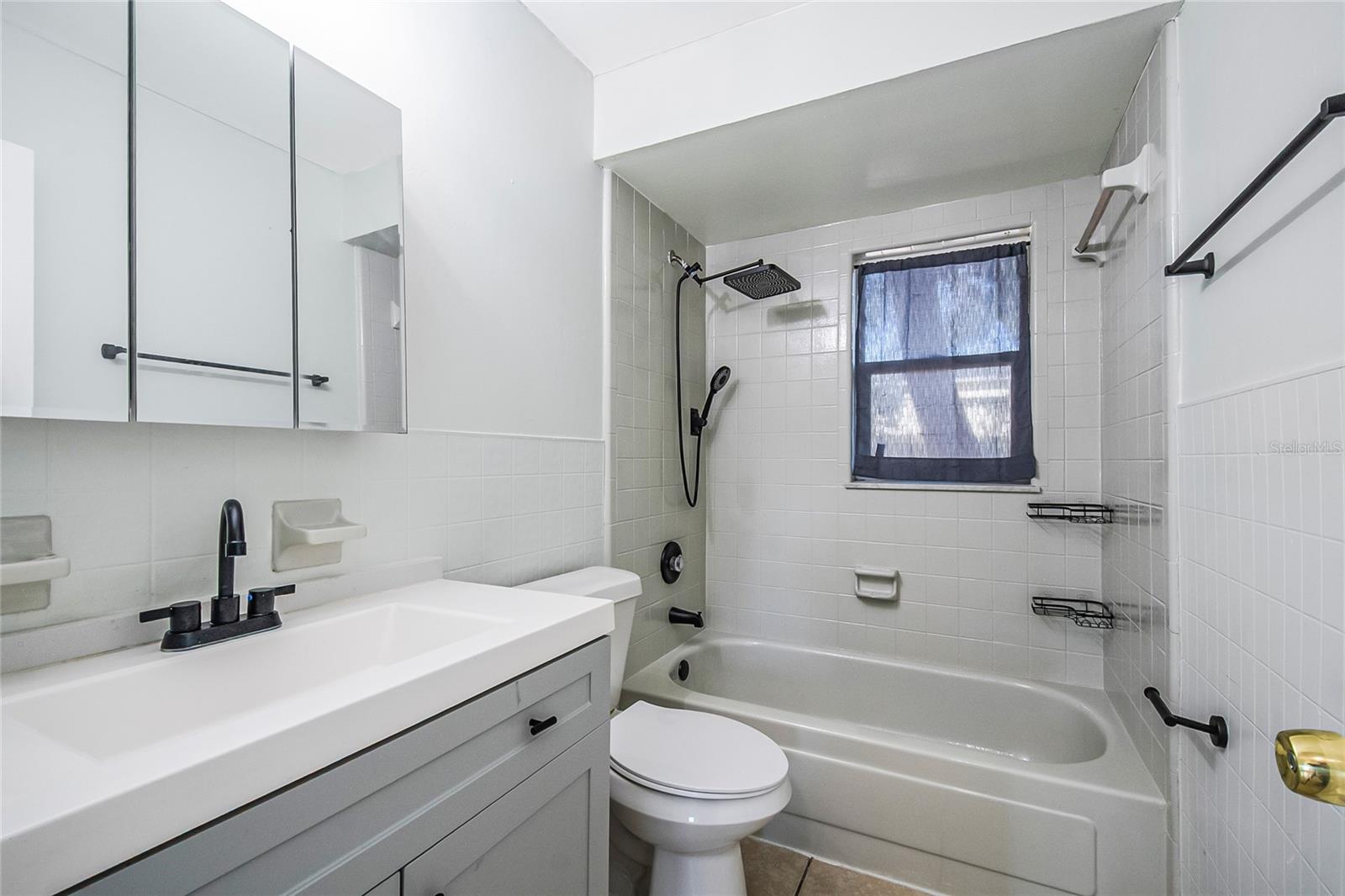 Image 24 of 26 For 21 Celeste Street