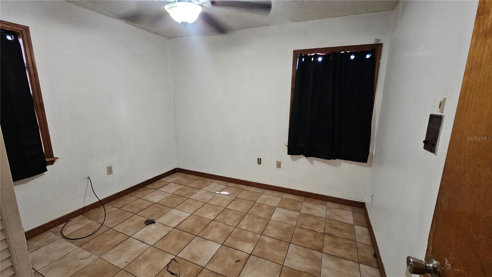 Image 16 of 27 For 71 Dobson Street