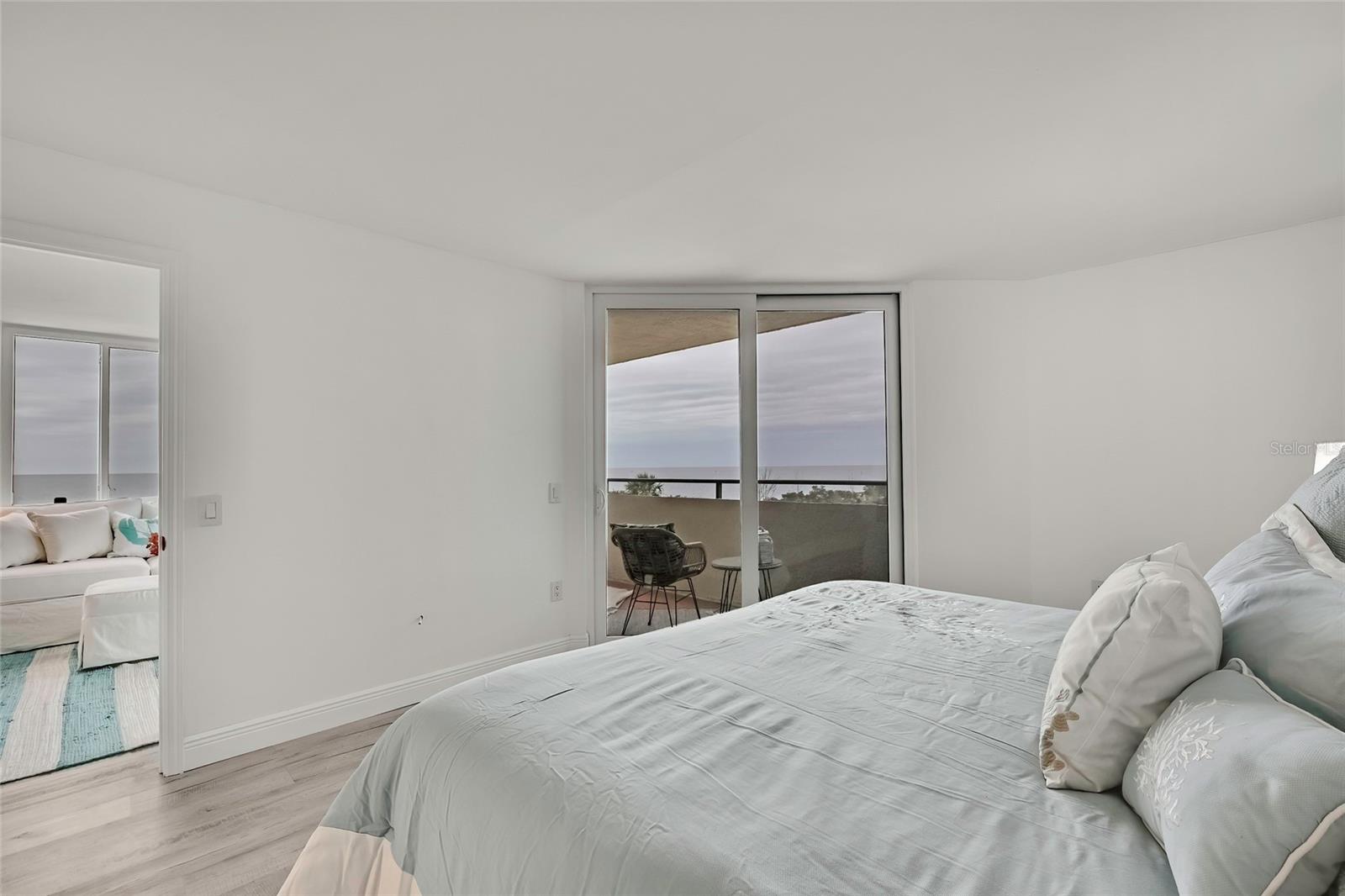 Image 14 of 47 For 5915 Sea Ranch Drive 315