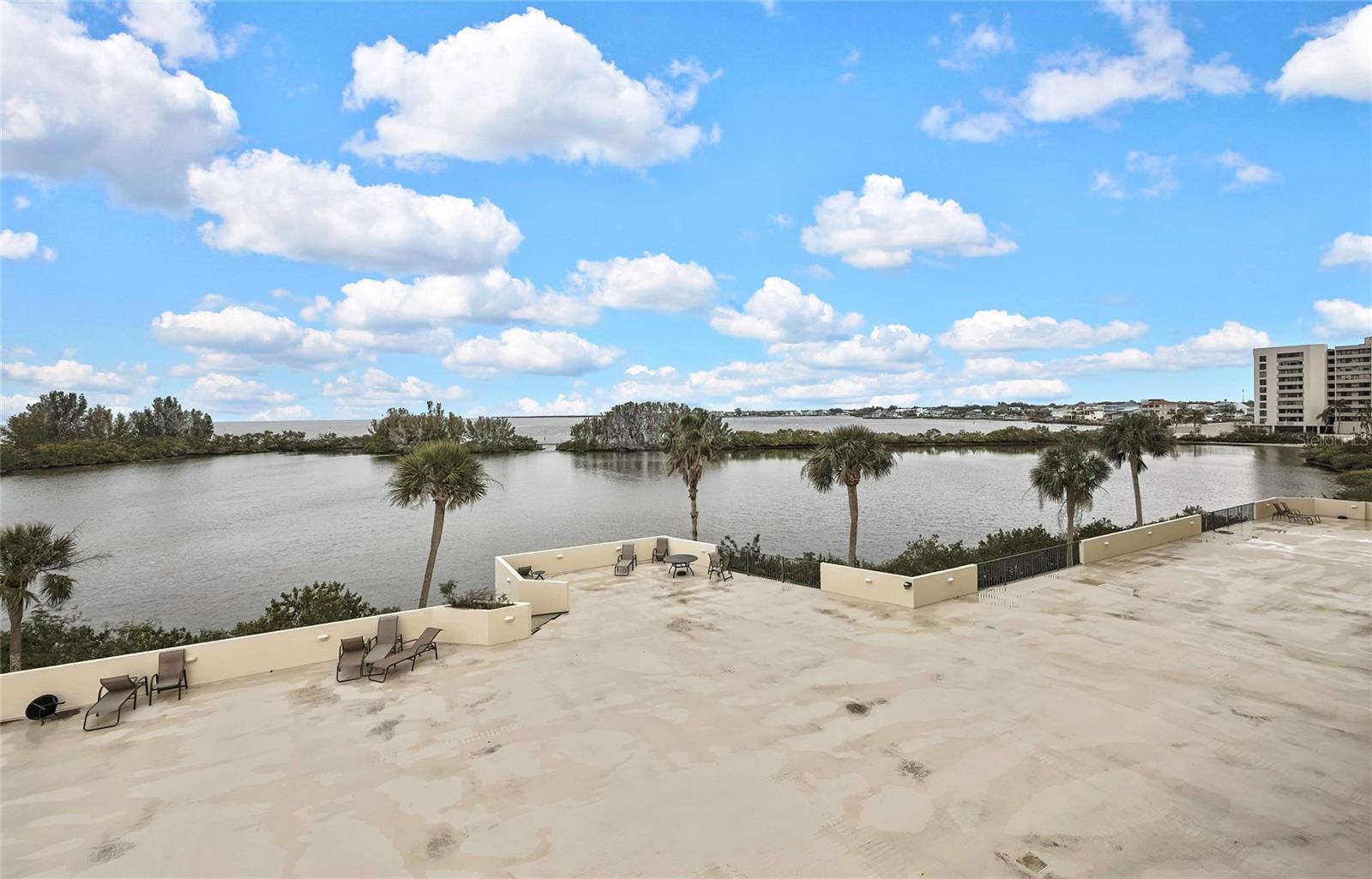 Image 31 of 47 For 5915 Sea Ranch Drive 315