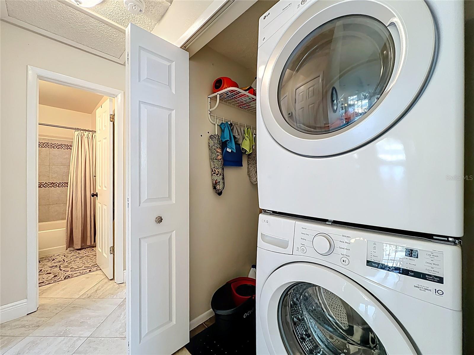 Image 24 of 34 For 2871 Boulder Falls Court