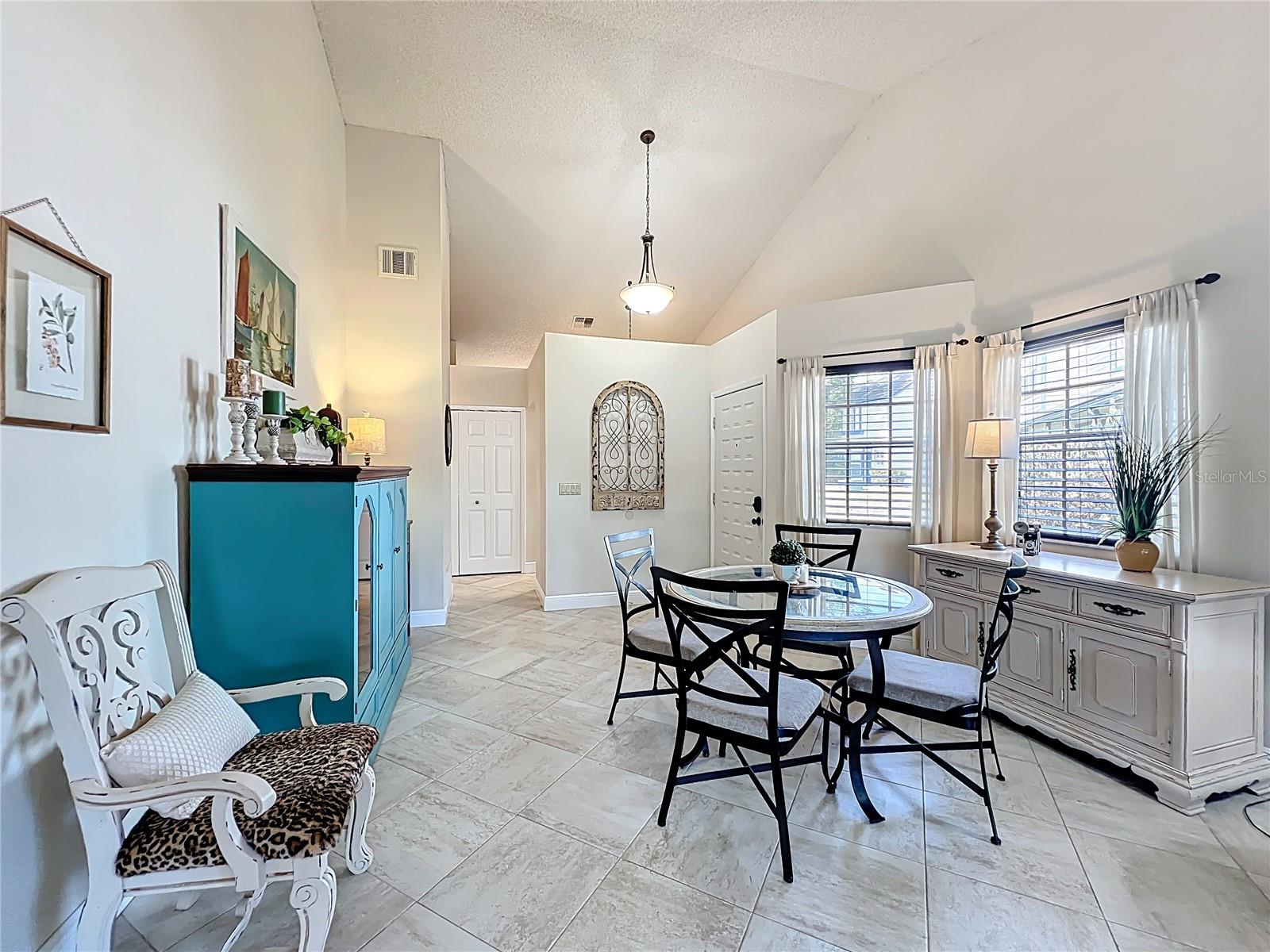 Image 5 of 34 For 2871 Boulder Falls Court