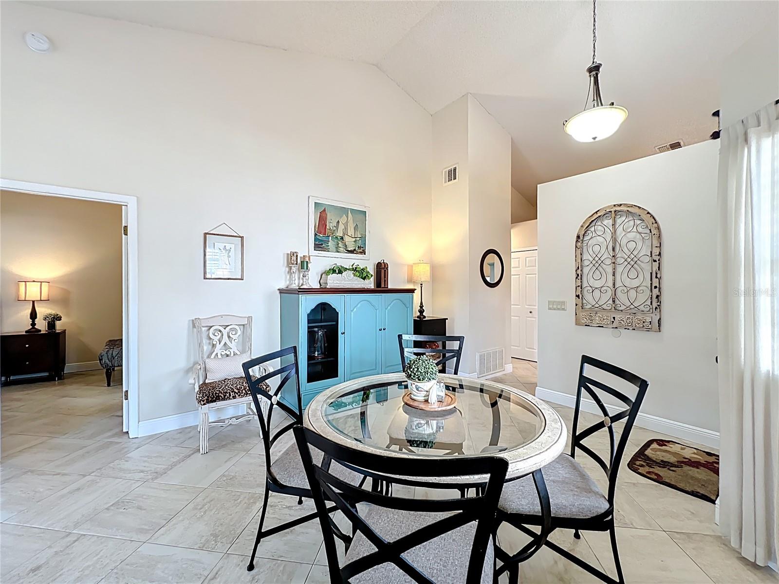 Image 7 of 34 For 2871 Boulder Falls Court