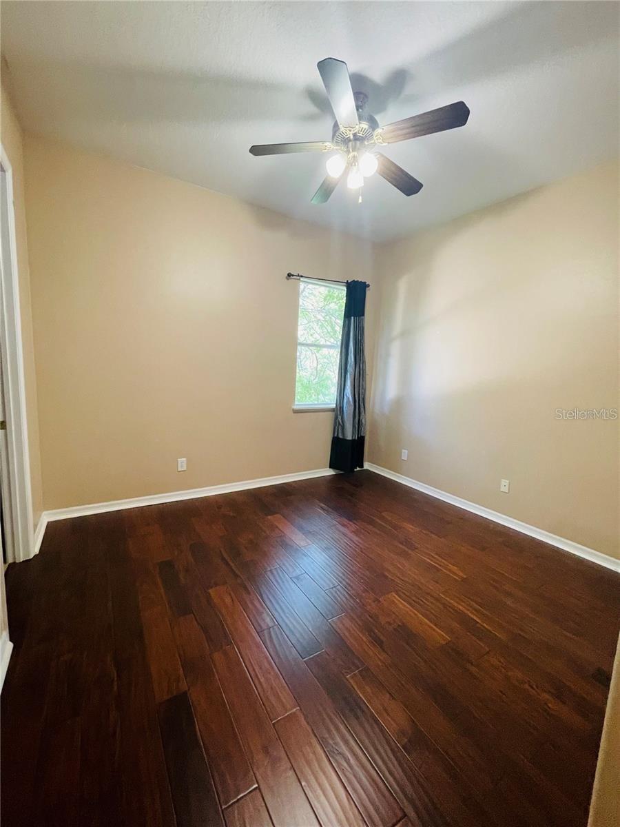 Image 18 of 24 For 930 Spring Oak Circle