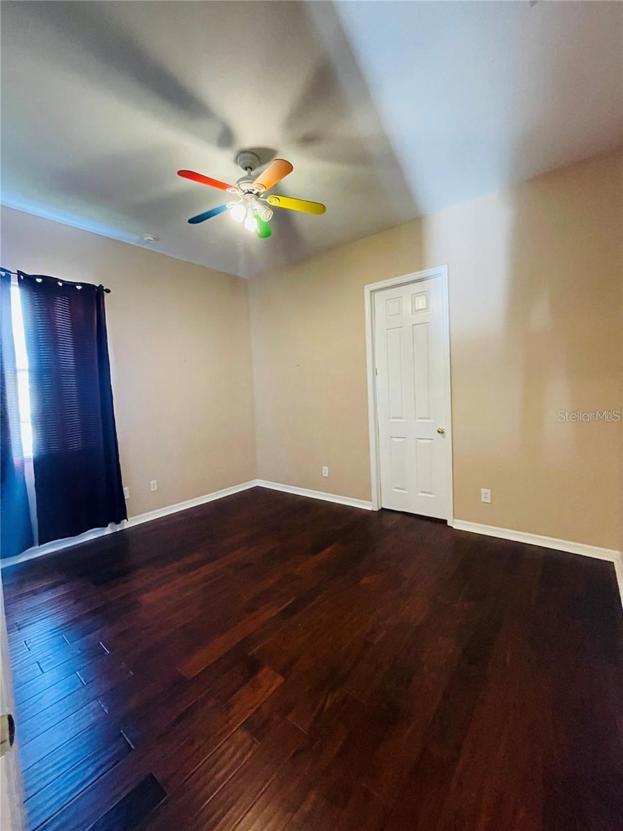 Image 20 of 24 For 930 Spring Oak Circle