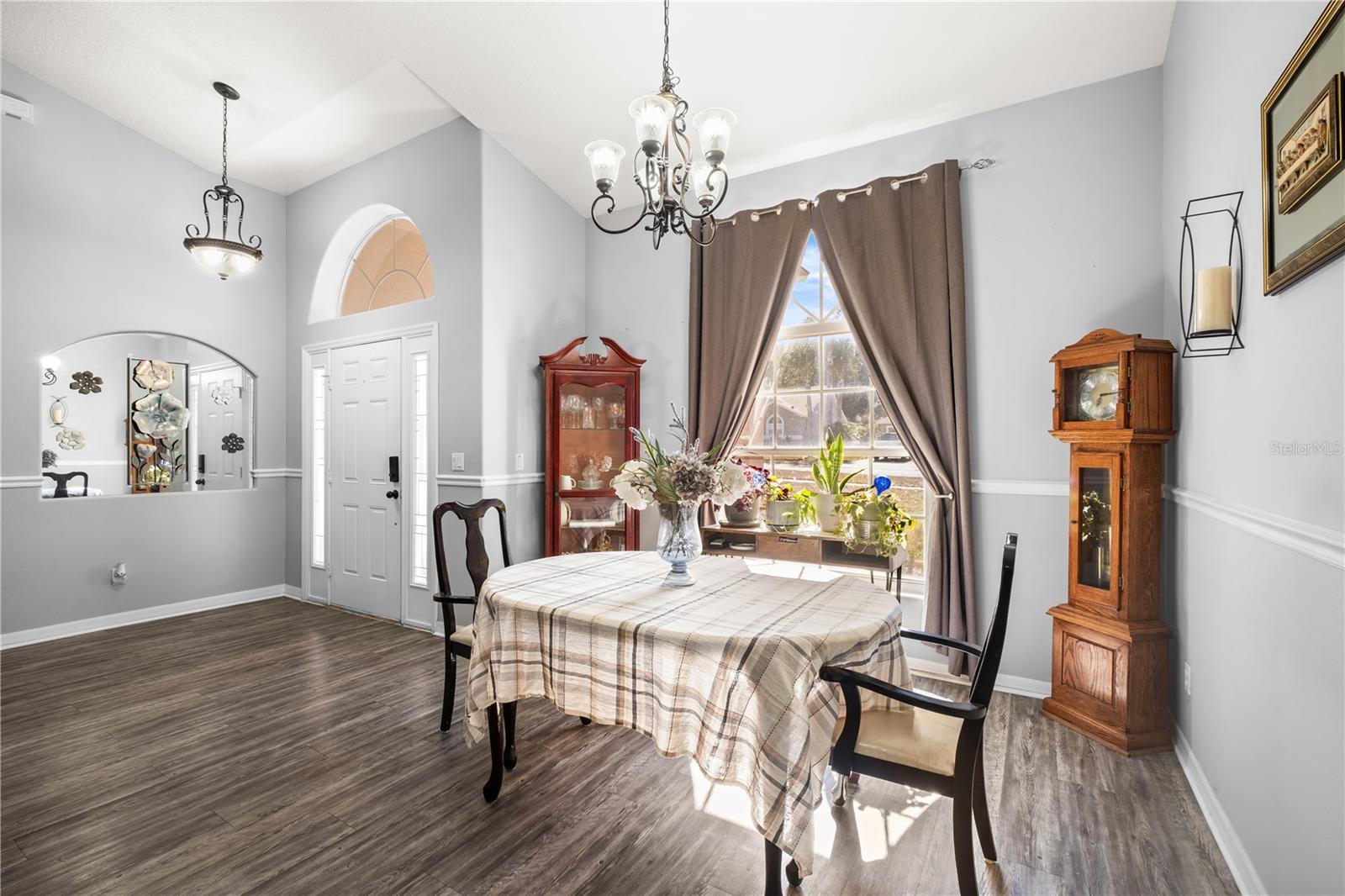 Image 6 of 40 For 14126 Greater Pines Boulevard