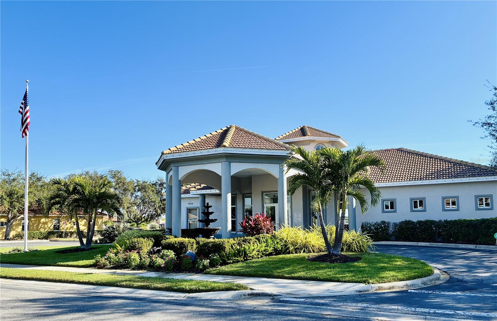 Image 18 of 28 For 6837 74th Street Circle E