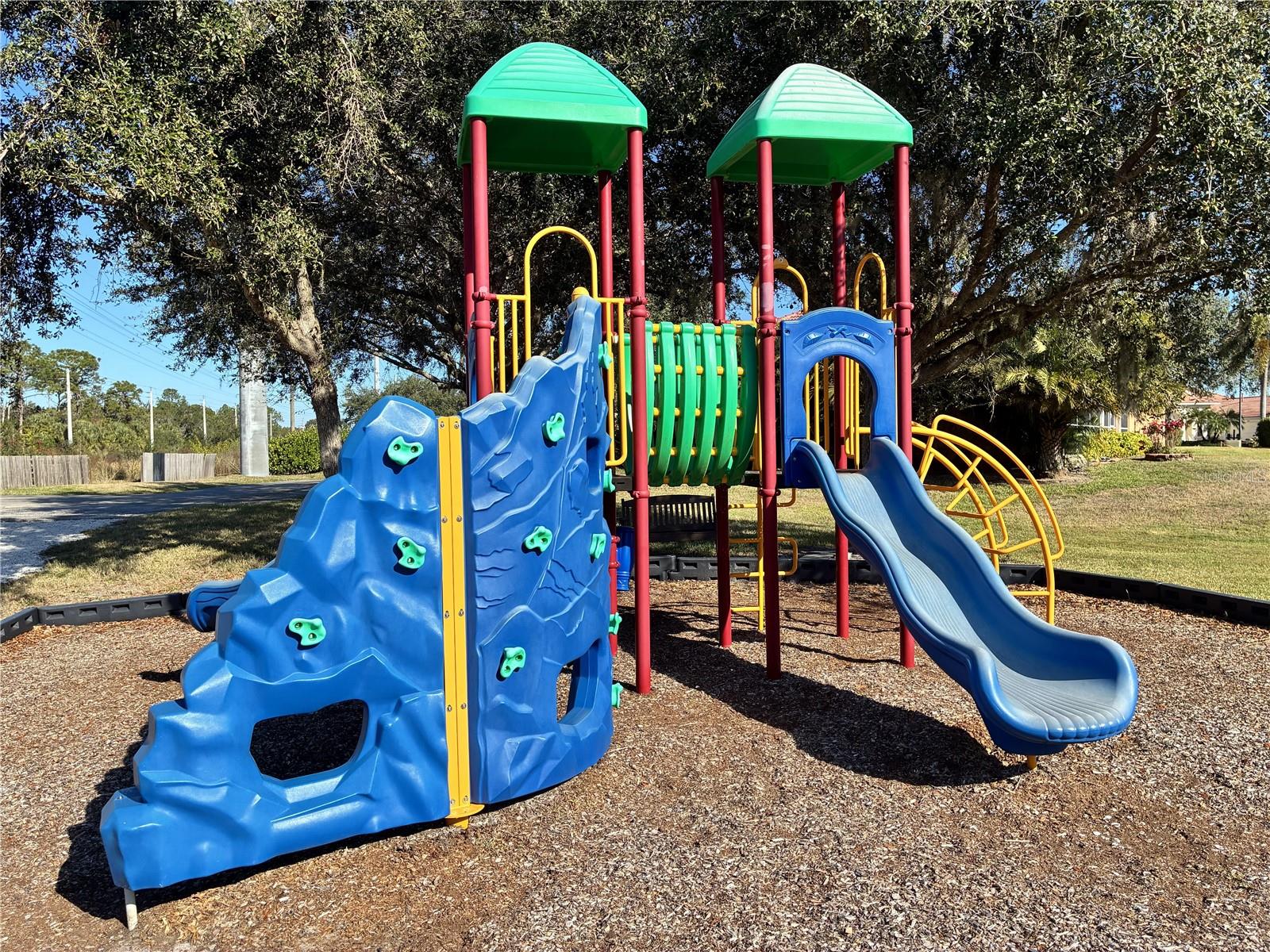 Image 27 of 28 For 6837 74th Street Circle E