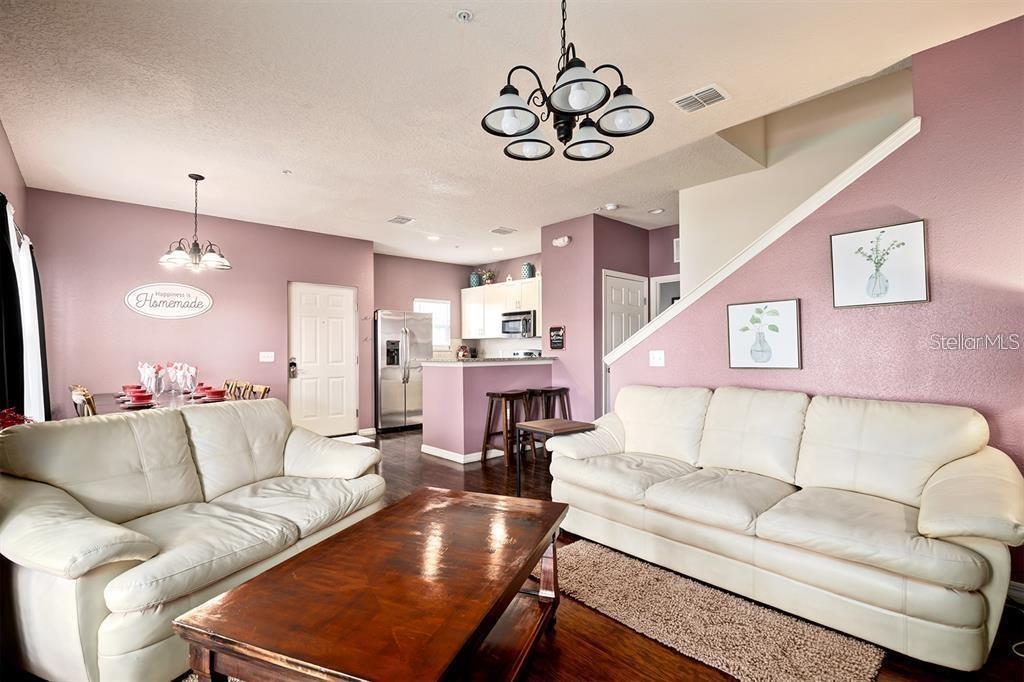 Image 10 of 24 For 2900 Edenshire Way 105