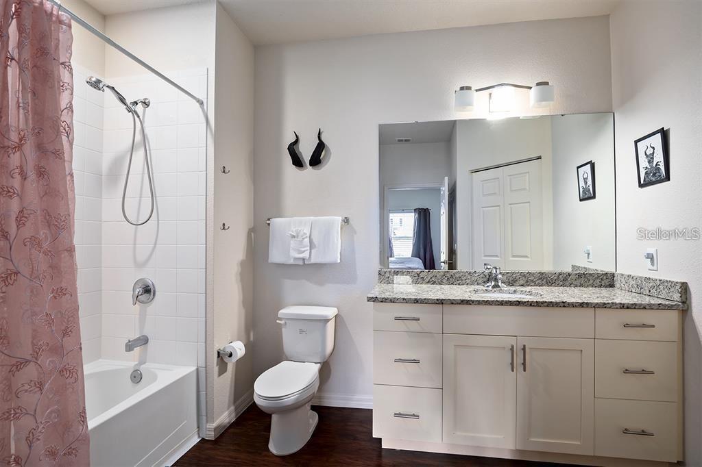 Image 17 of 24 For 2900 Edenshire Way 105