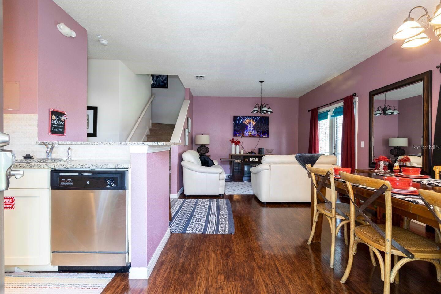 Image 4 of 24 For 2900 Edenshire Way 105